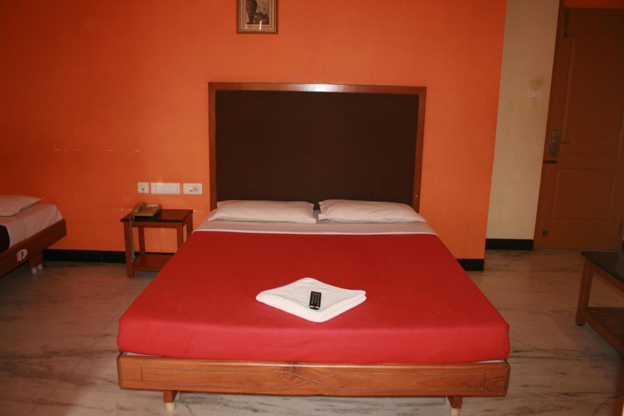 Hotel Grand Palace Coimbatore Buitenkant foto
